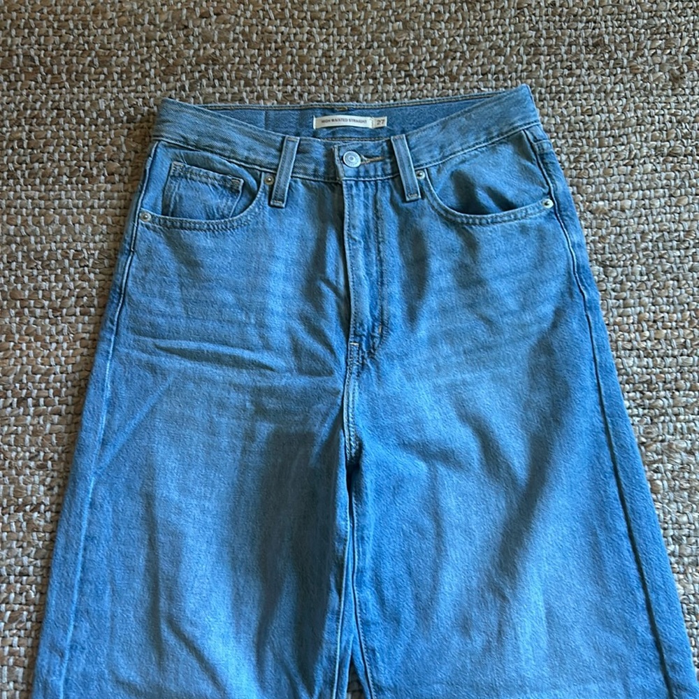 Levi's High Waist Straight Leg Jeans Light - Medium Wash
